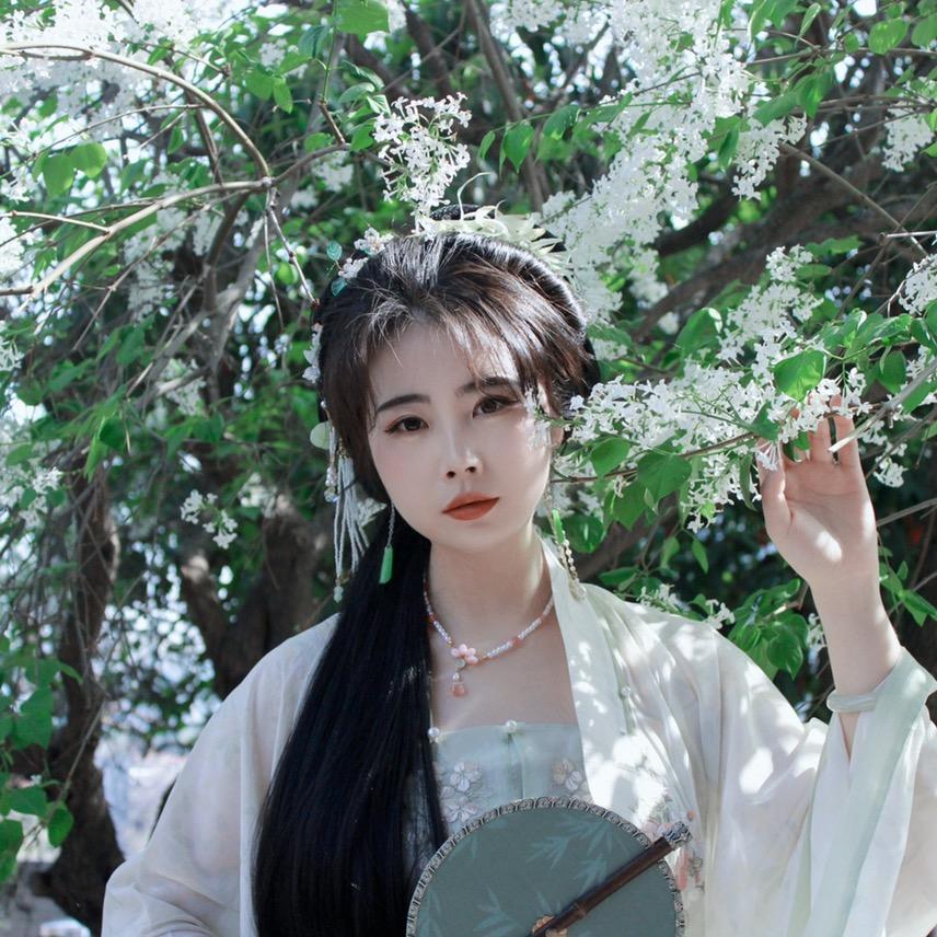 炸毛得兔吱 🥕nn。