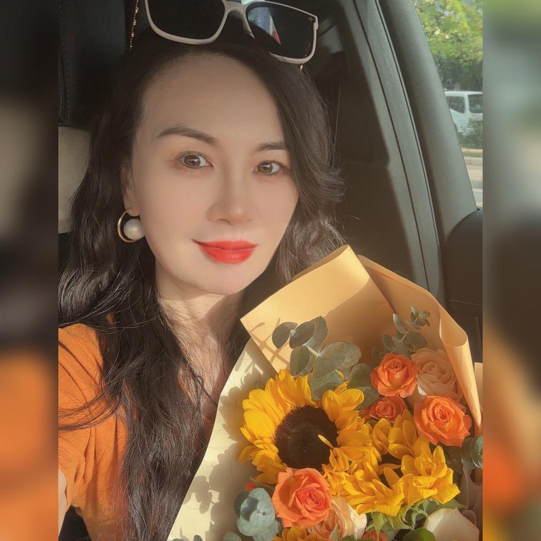 李娟娟呀