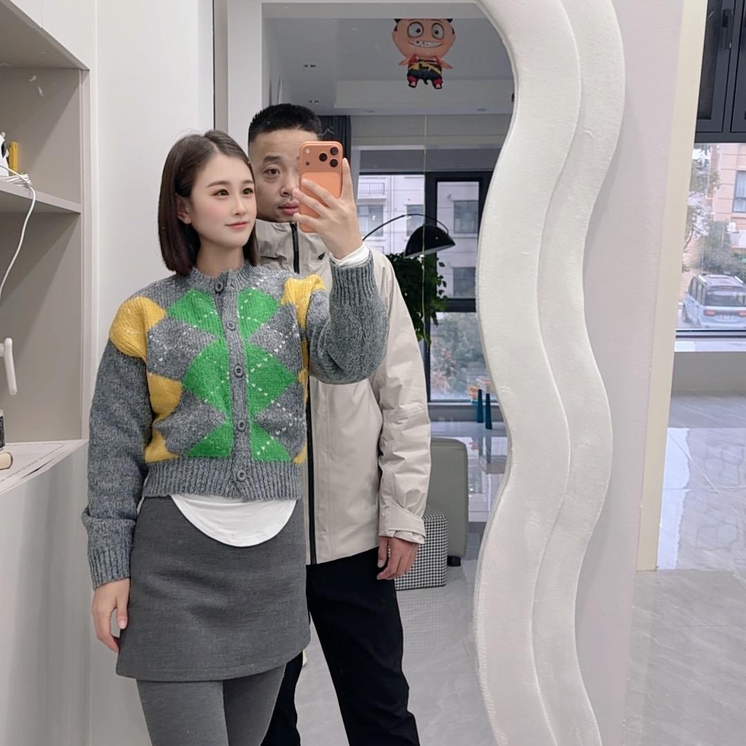 强巧夫妇，在新蔡