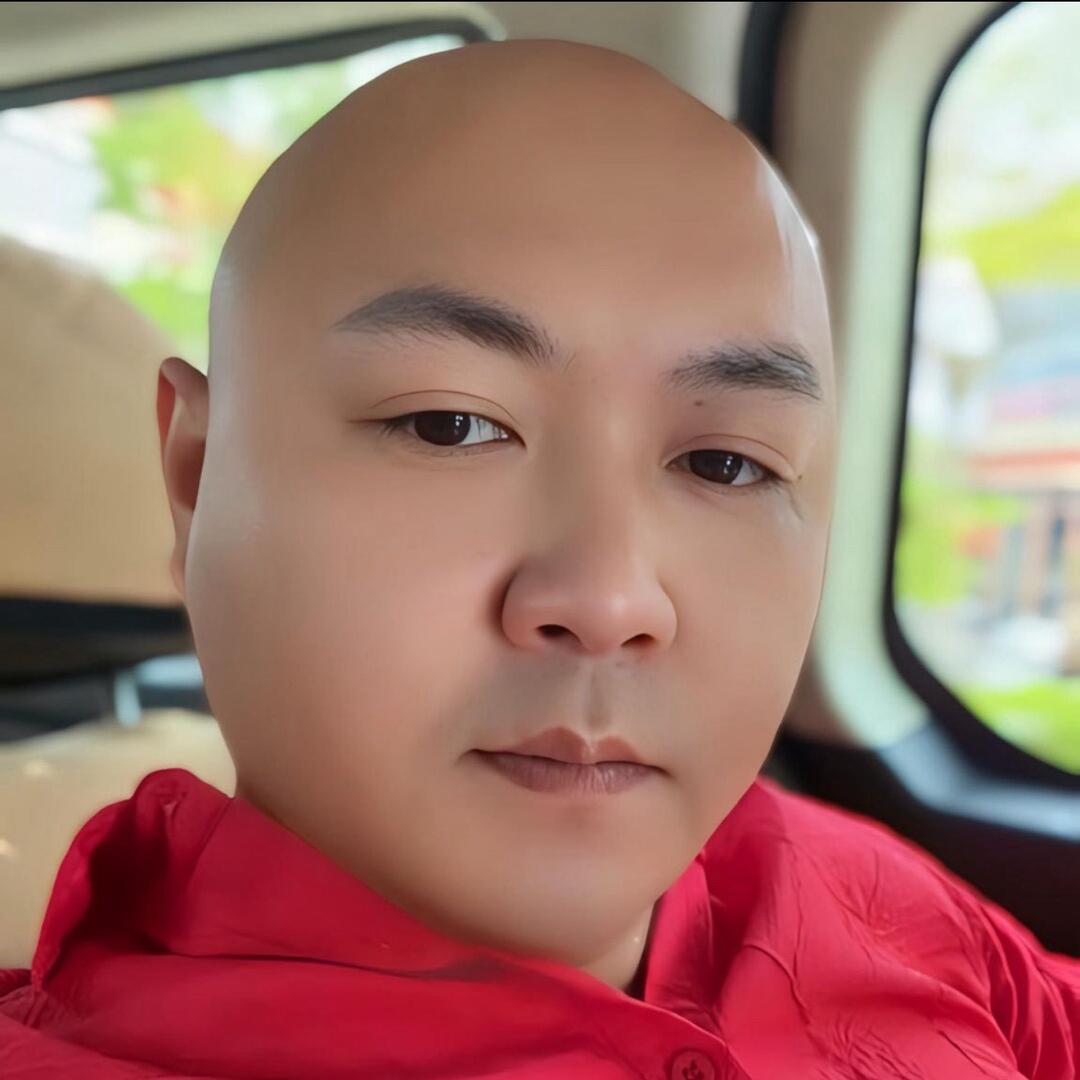 爱拍大叔