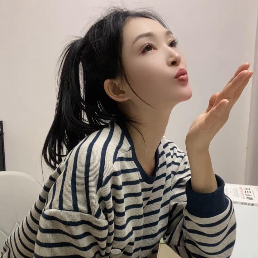 @小小雯201
