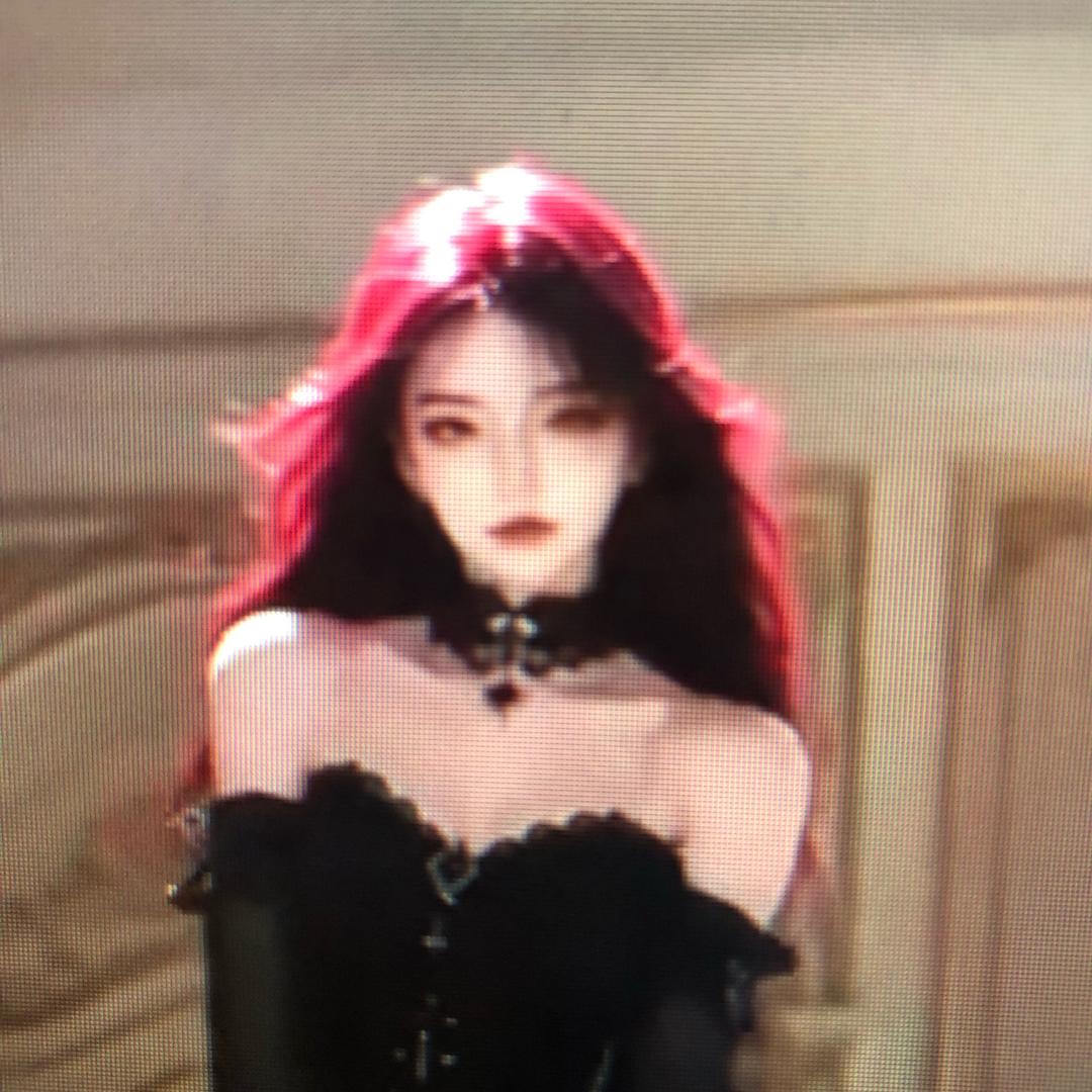 大龄少女小林头像