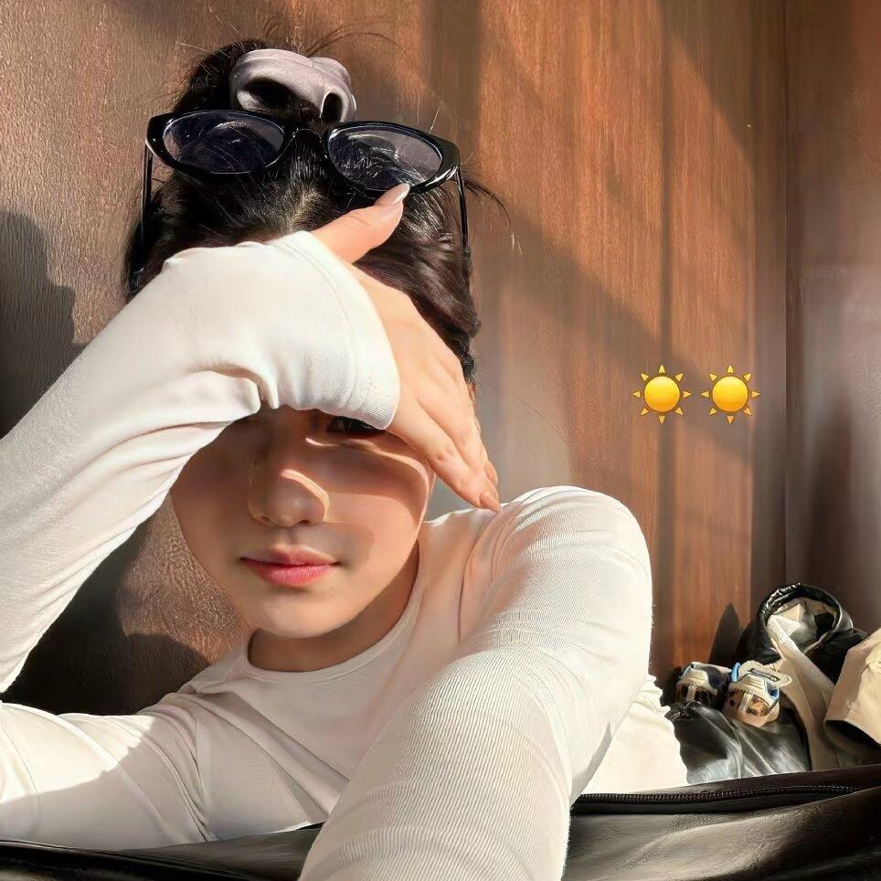小花_.