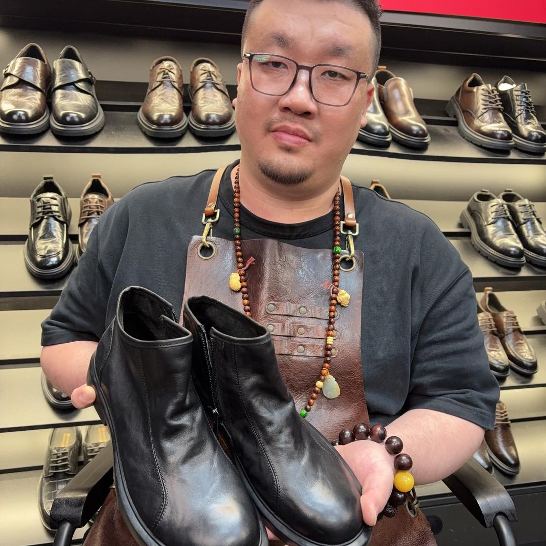 头层牛皮胖哥男鞋