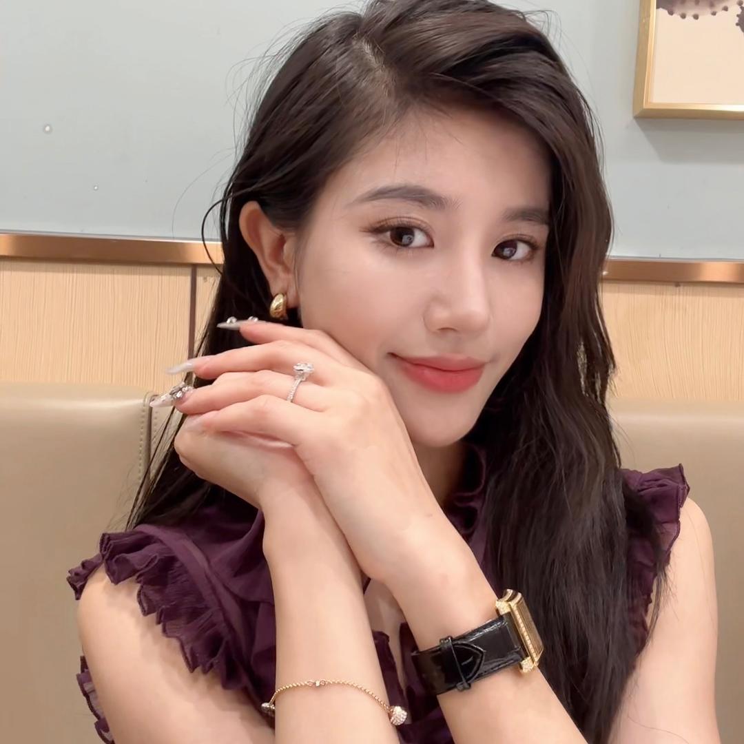 小敏同学