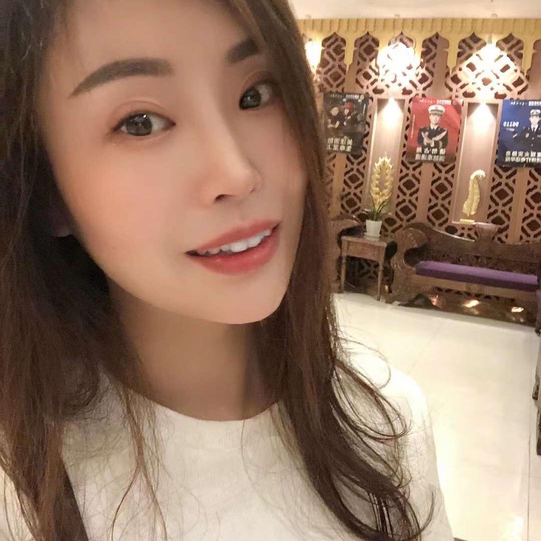 轻素栖花里美妆护肤（尚城时代广场）慧慧