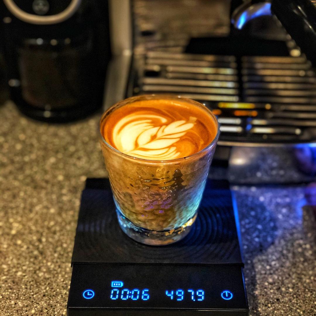 一杯冰拿铁