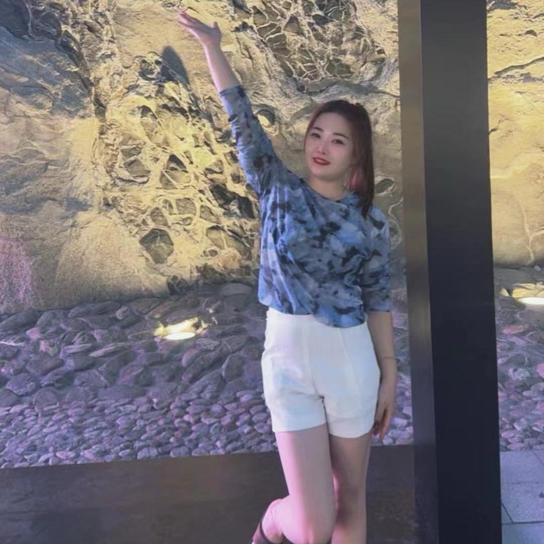 🍒小仙女🧚‍♀️（拒绝连赞）