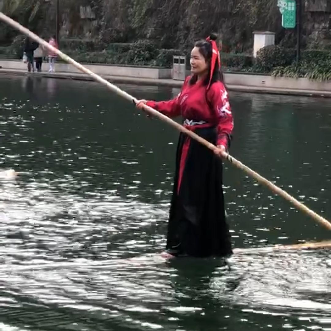 遵义市汇川区独竹漂