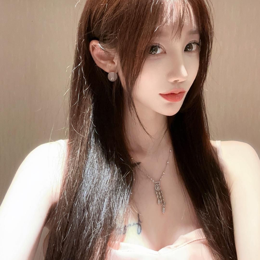 芽芽
