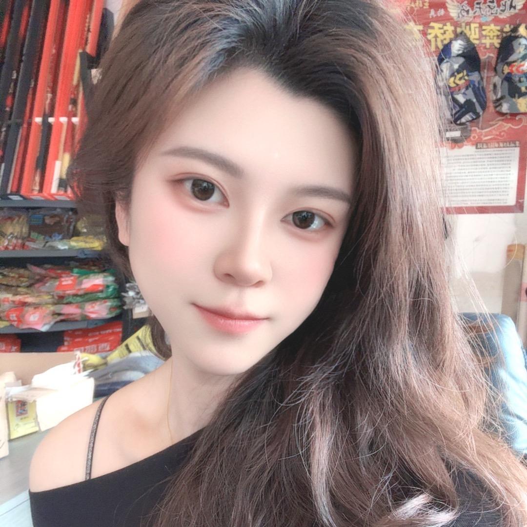 y@