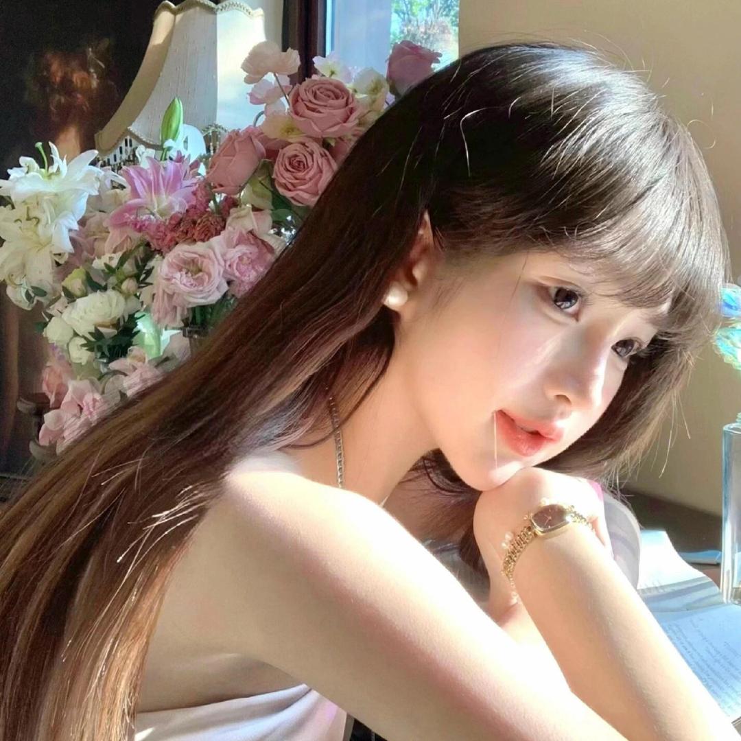 幕晴Adore(爱穿搭)