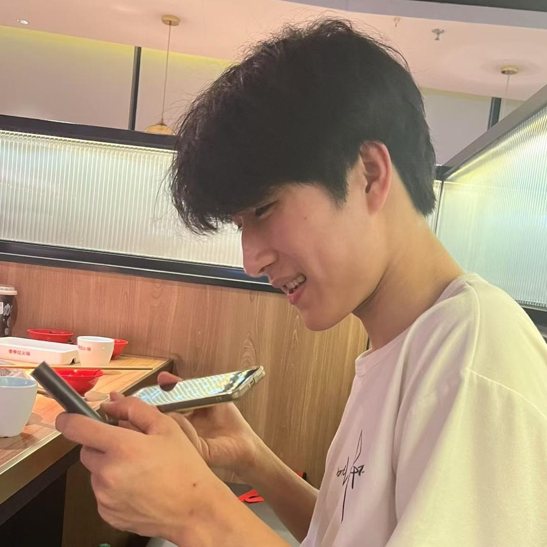 袁素晨