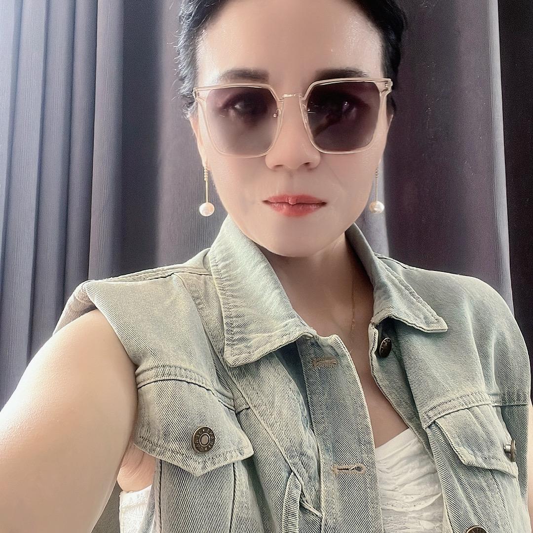 天山区红山路沐弦百货销售部（个体工商户）