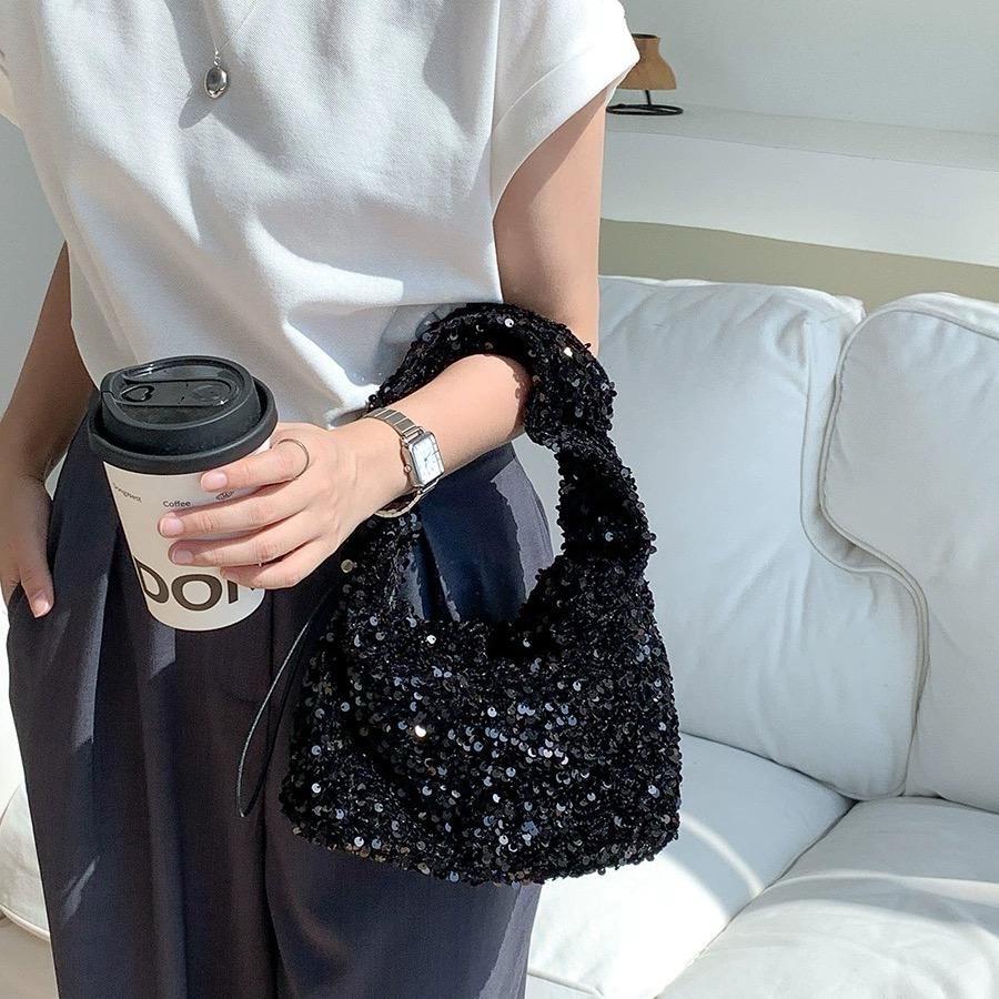 白白白服饰小号