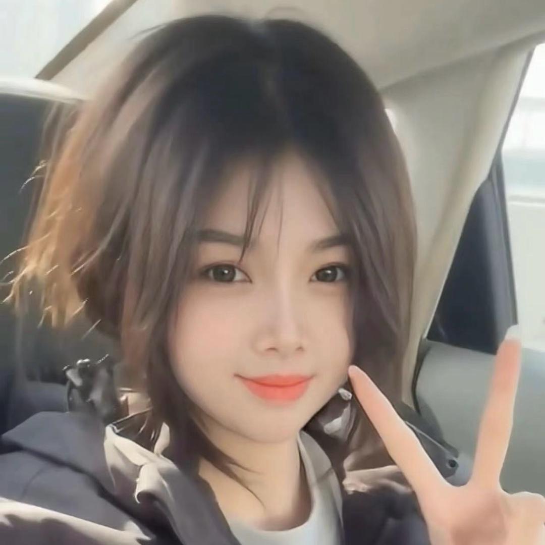 小茜爱吃辣