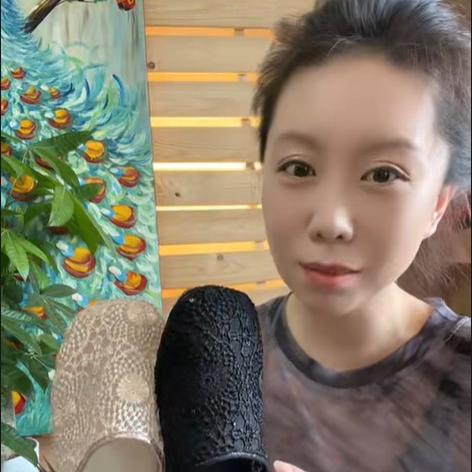 御乔嘉岚鞋服