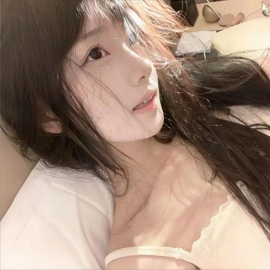 萶