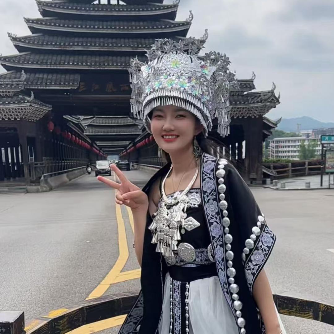 清玲 (山三妹团队)