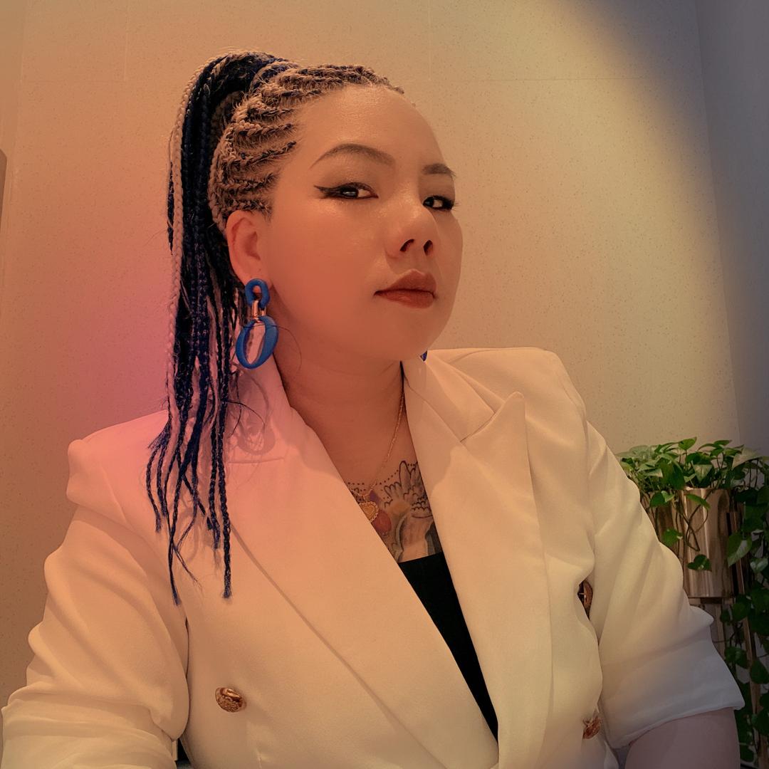 广州美发设计师💥Helen
