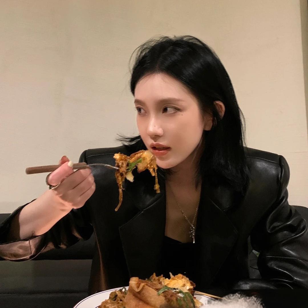 @周-
