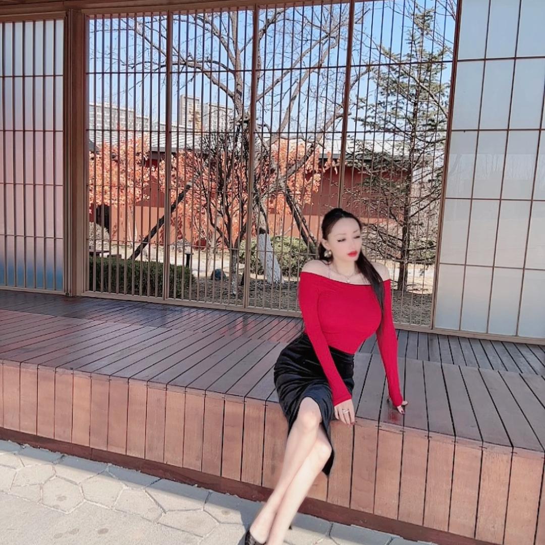 婉大人物的店
