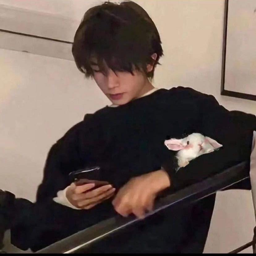 暴怒证患者凌晨3点屎没憋住被护工爆打