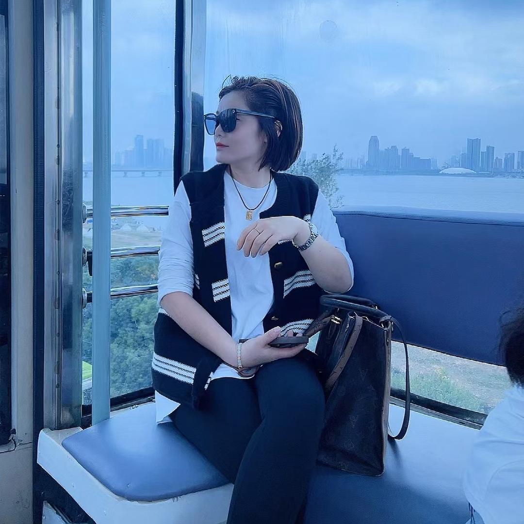 @N………………