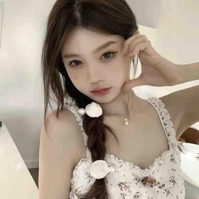 婴儿肥.