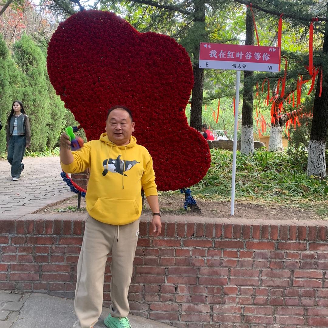 飞哥带你吃喝玩乐