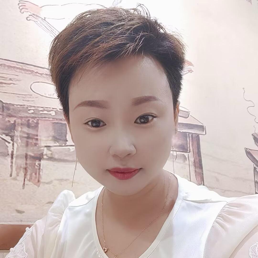 安徽80后萍萍在上海做养老