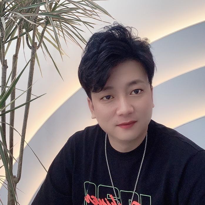 临河崇尚造型烫发王博