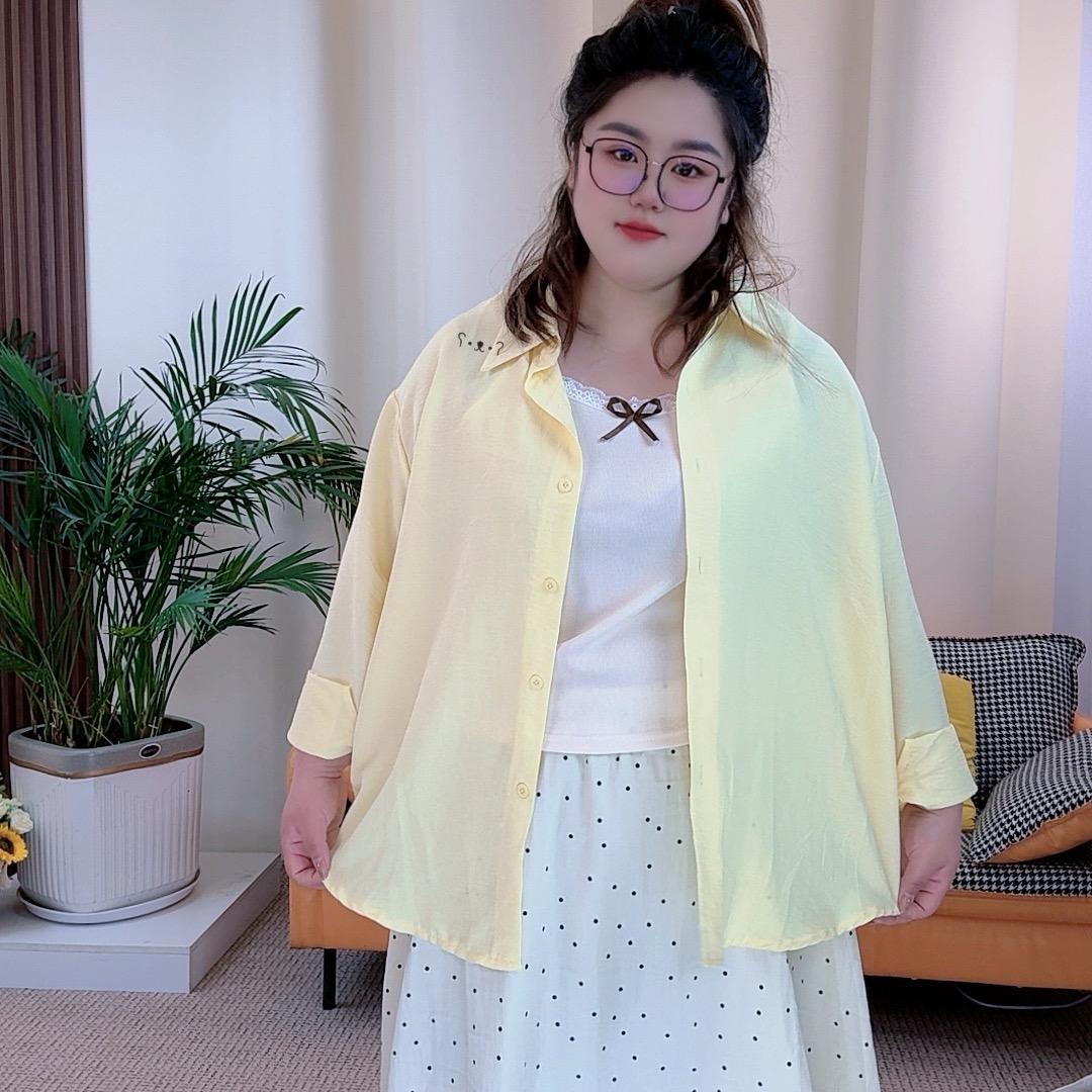 蔡大月儿大码女装