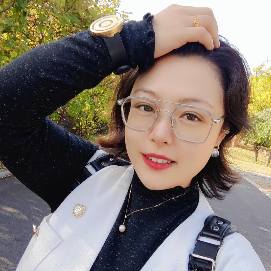 炸毛姐妹和艮哥