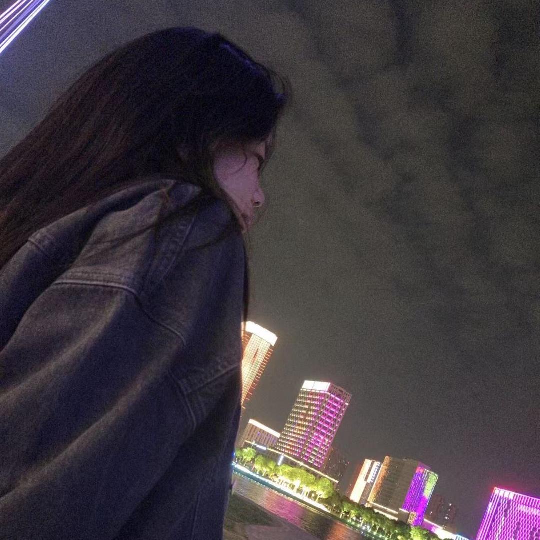 小李爱吃鱼🐟