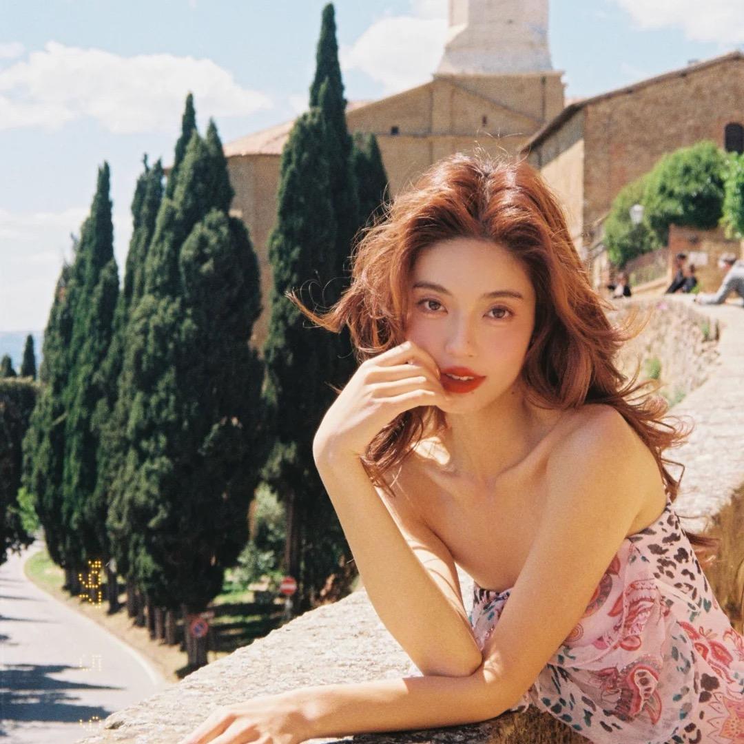 艺术家是不能吃很多的