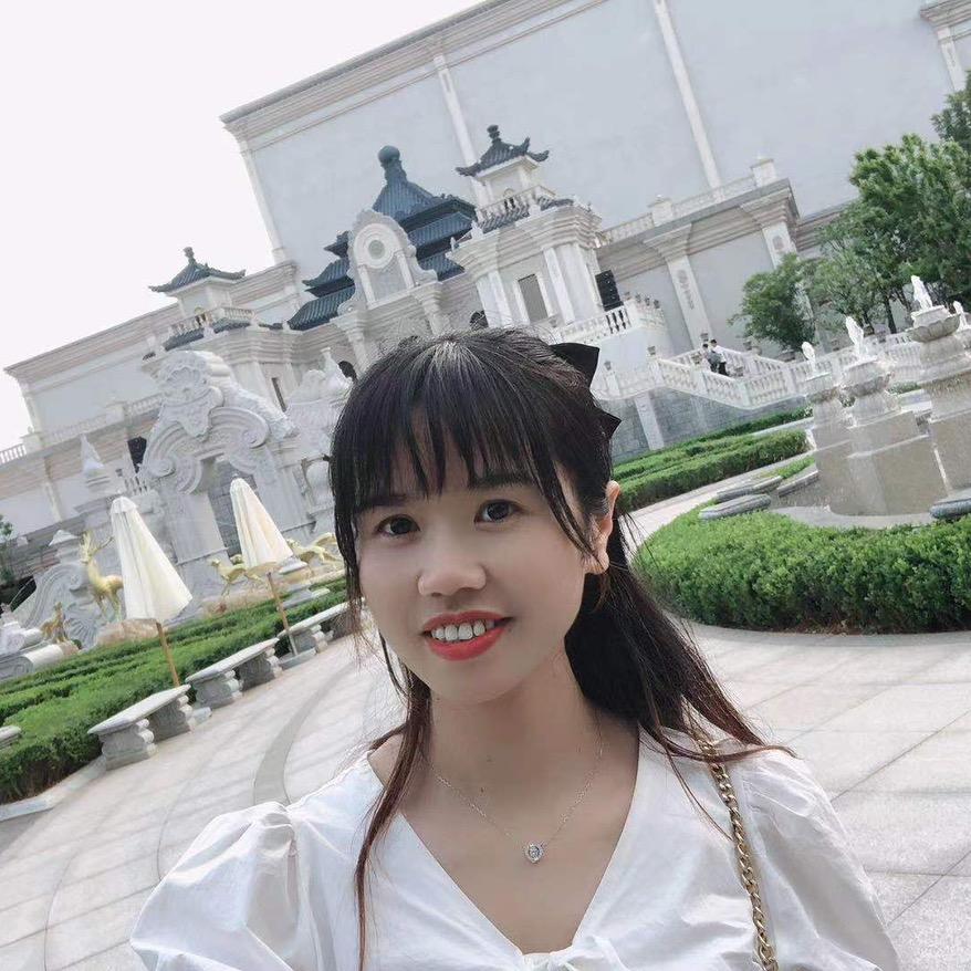 爱吃芋泥的小小妞