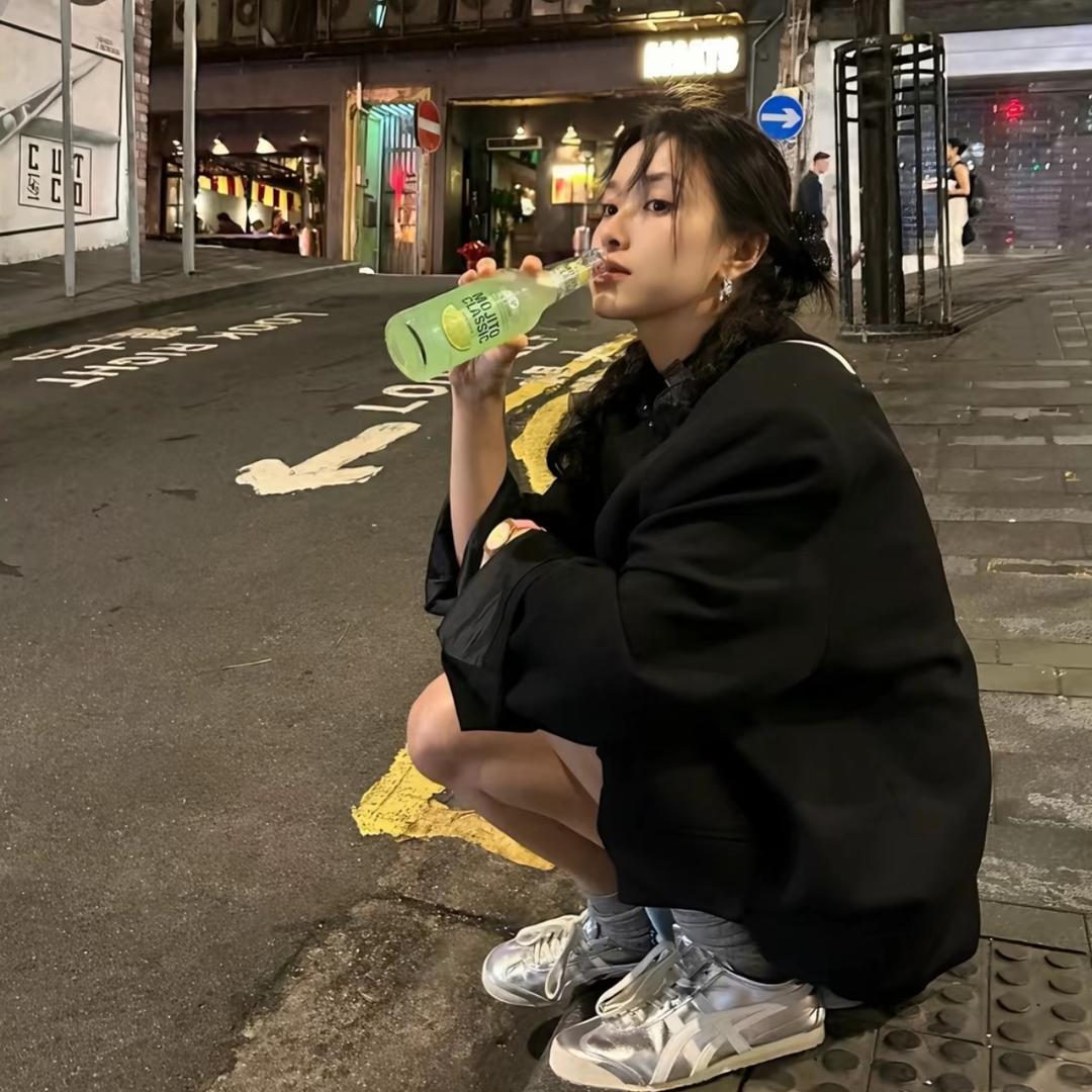 欣子