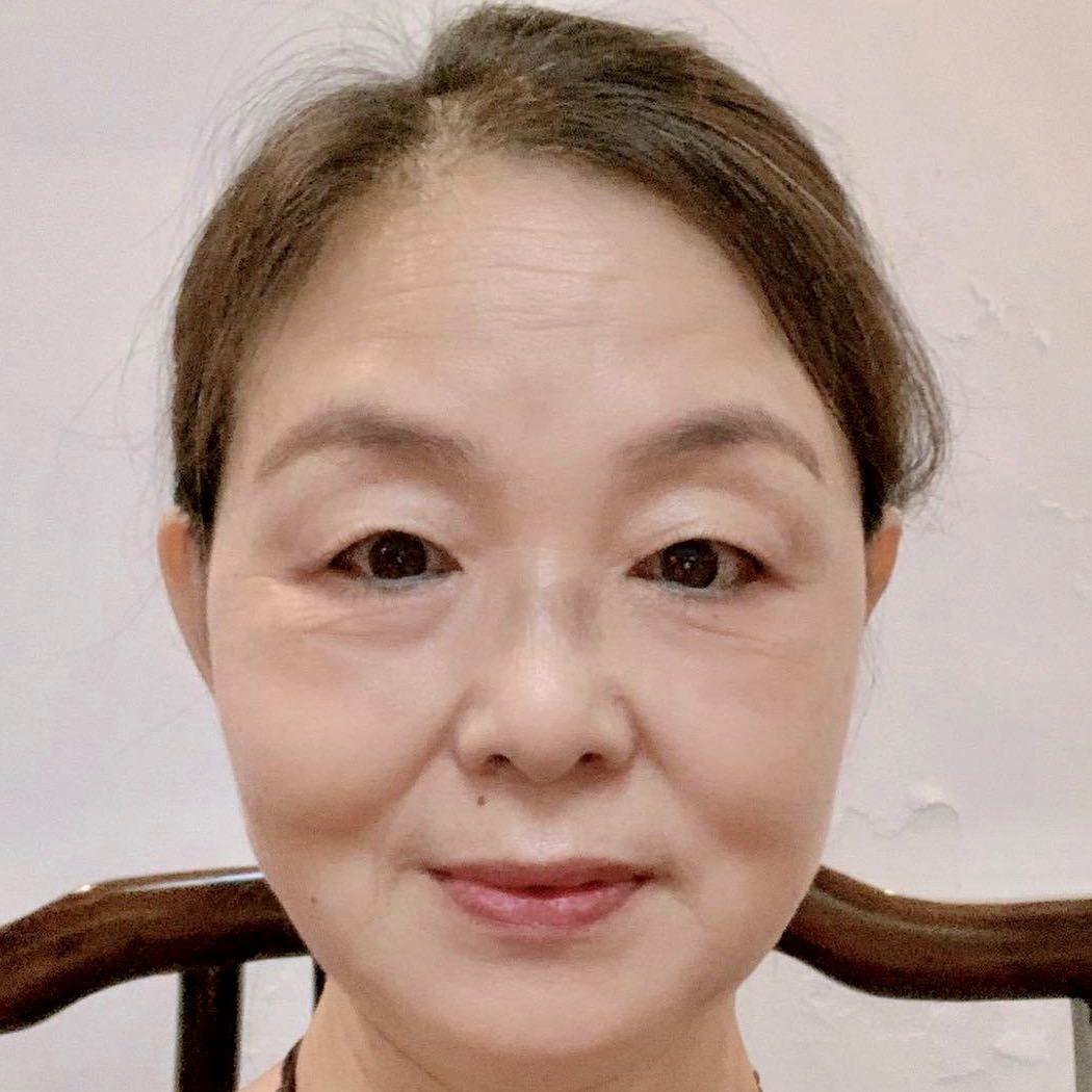 静静^_^头像