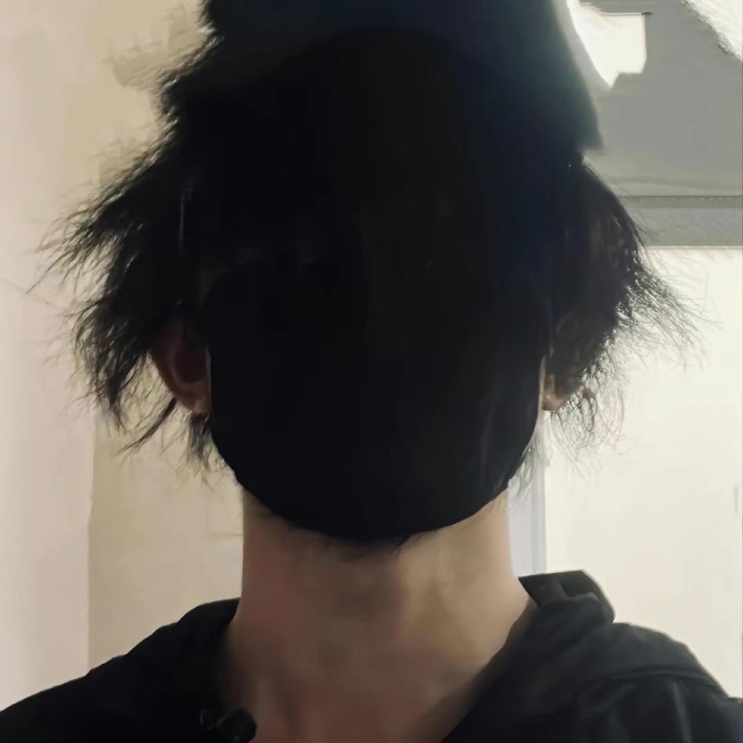 金弋弋（yì yì）