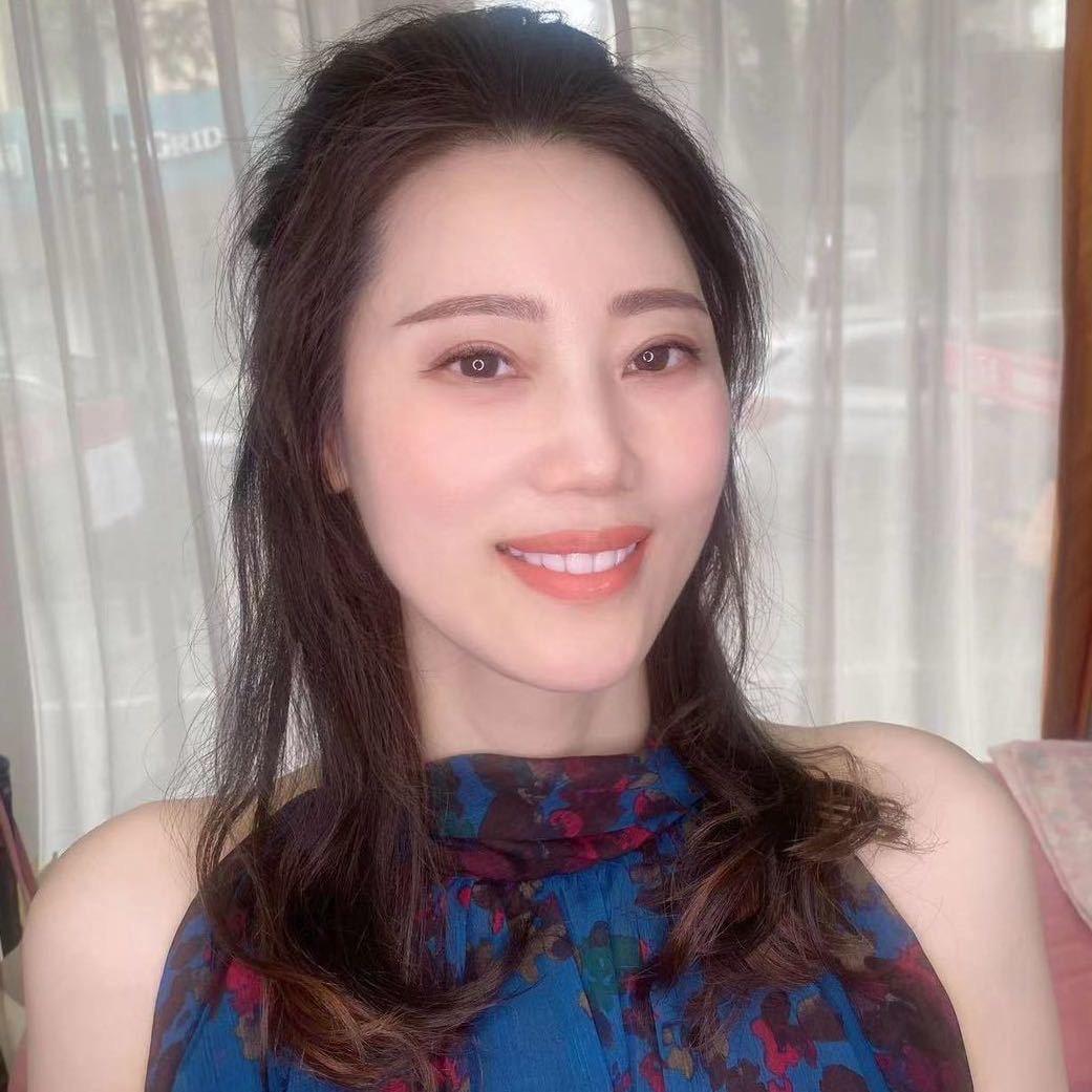芙蕾恩乐颜美妆名品连锁专用号
