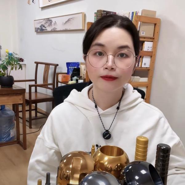 优镀洪琪