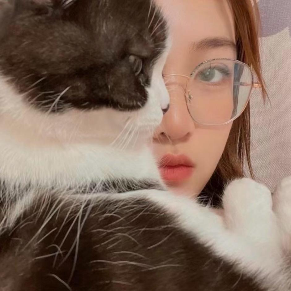 ฅฅ*初晗🌈🌈🌈