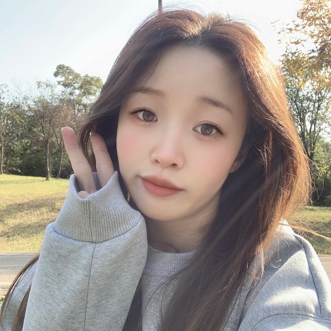 是婷婷吖。