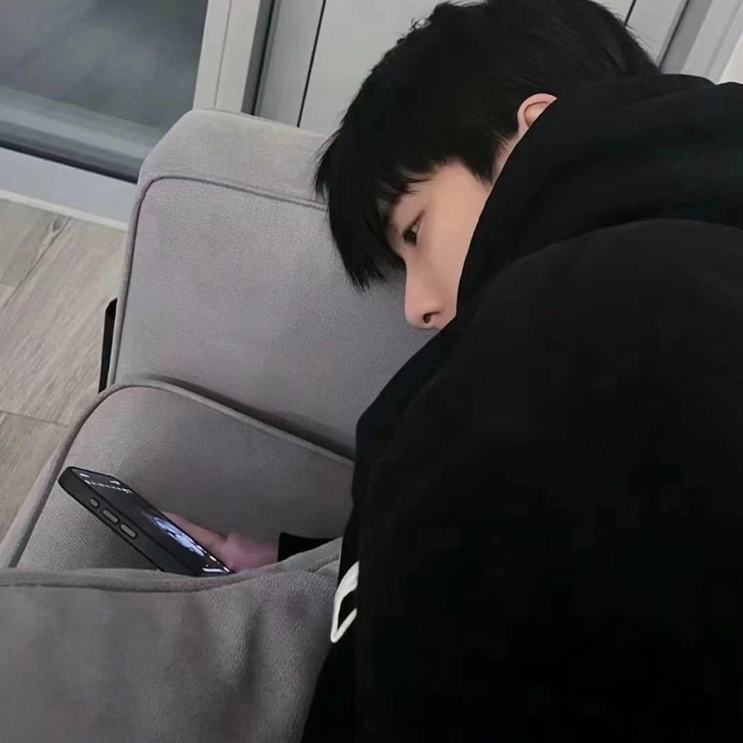 華