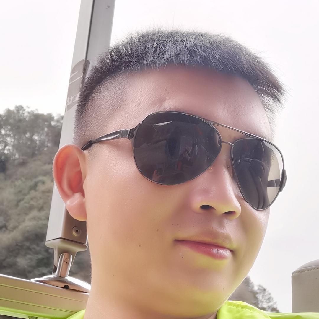 滇工—（王）在非洲马达加斯加