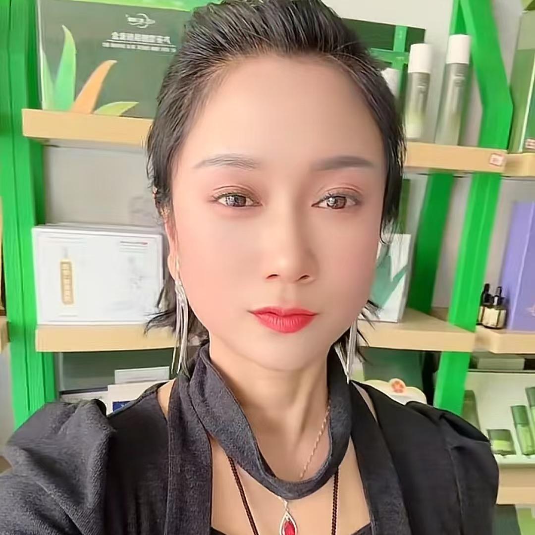 杨梅  全国劲络总渠道商