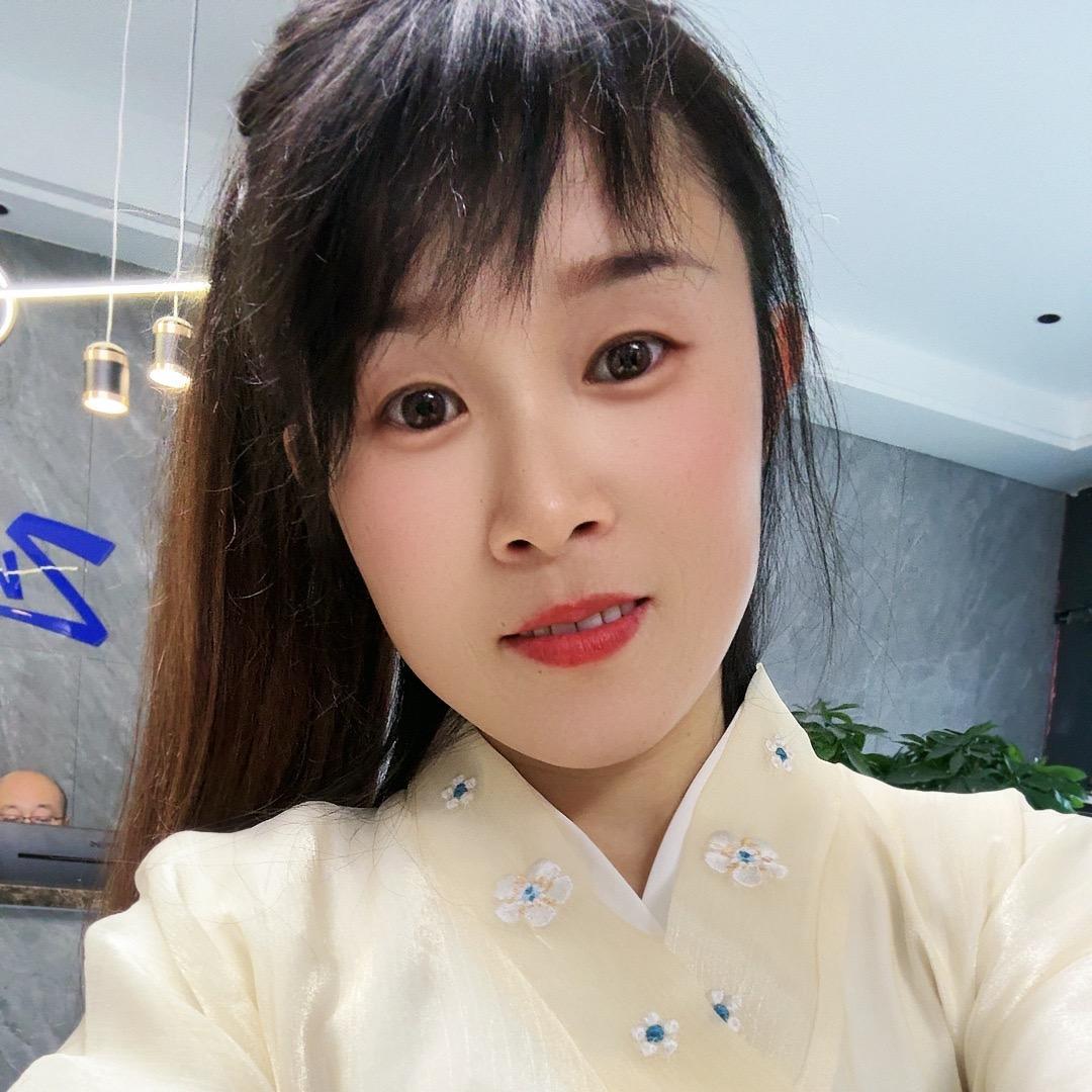 爱跳舞的川H木工妹