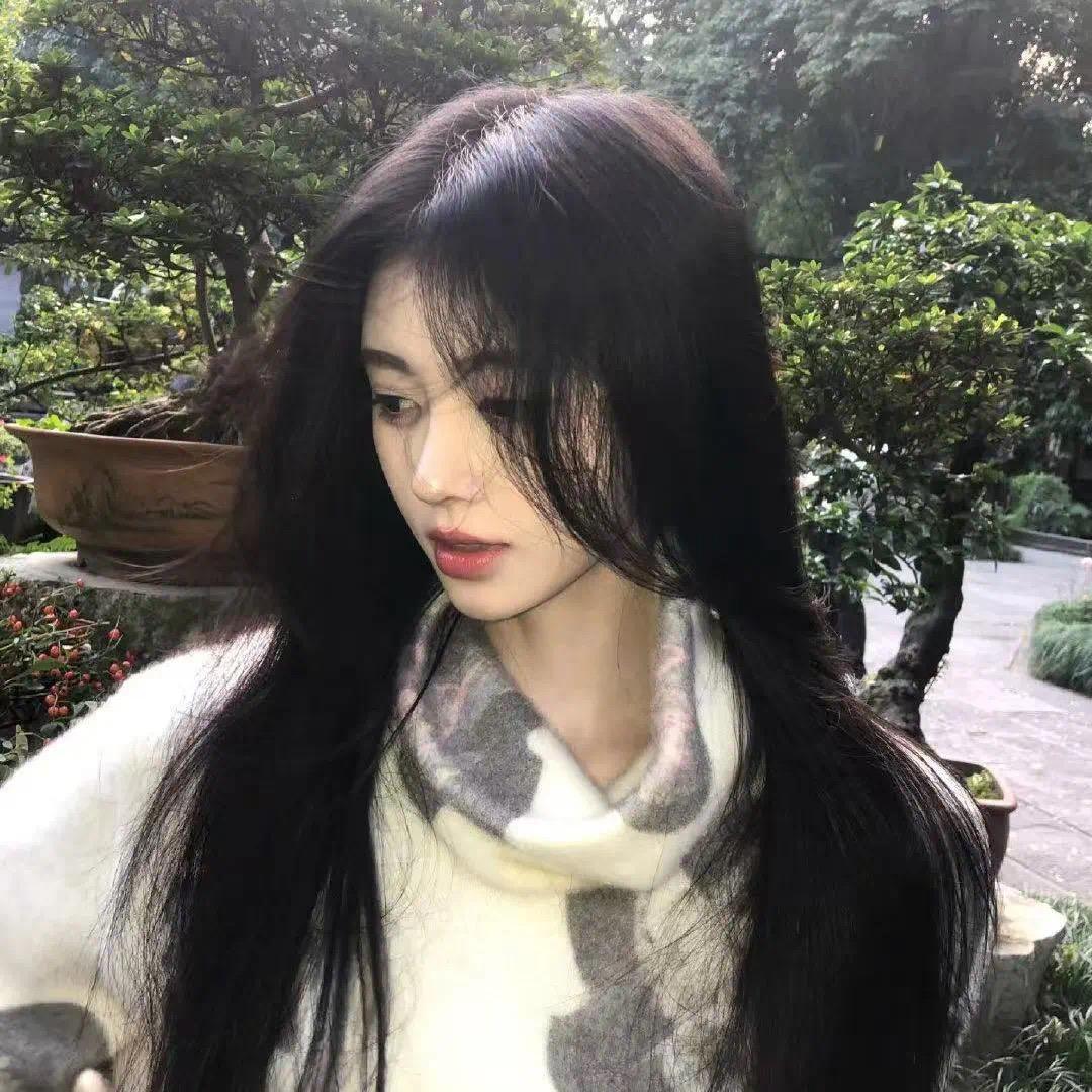 华华(好物在橱窗)