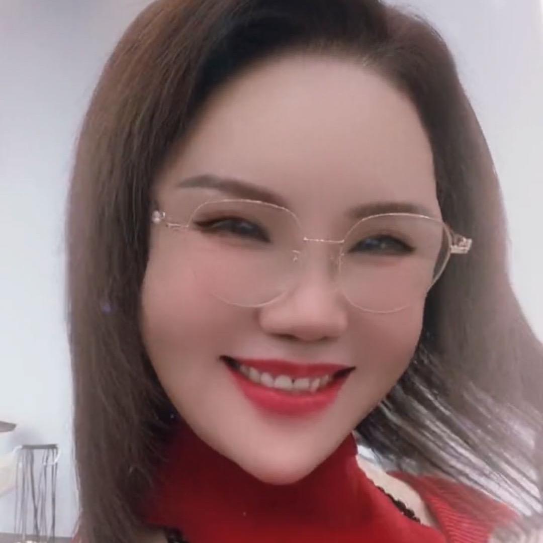 笑如芳草